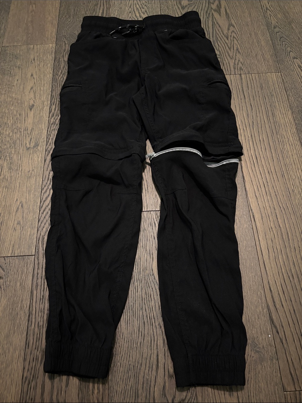 Eddie Bauer Boys Black Zip Convertible Jogger Pants/Shorts (sz 7/8)